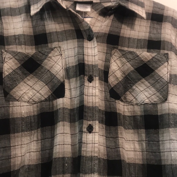 Plaid Lightweight Flannel Style Shirt - Picture 7 of 8